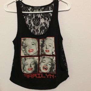 Marilyn Monroe Graphic T lace tank M